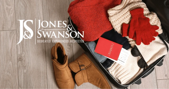 Traveling Over the Holidays? Follow These Tips!